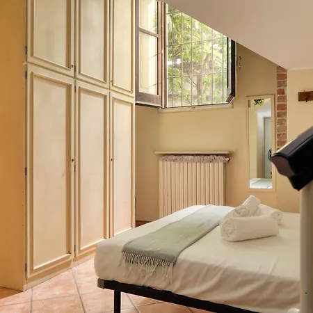 Joivy Charming Flat In Porta Romana Apartamento