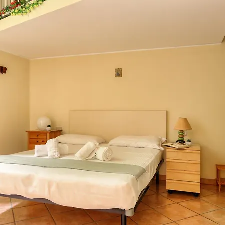 Joivy Charming Flat In Porta Romana Milão